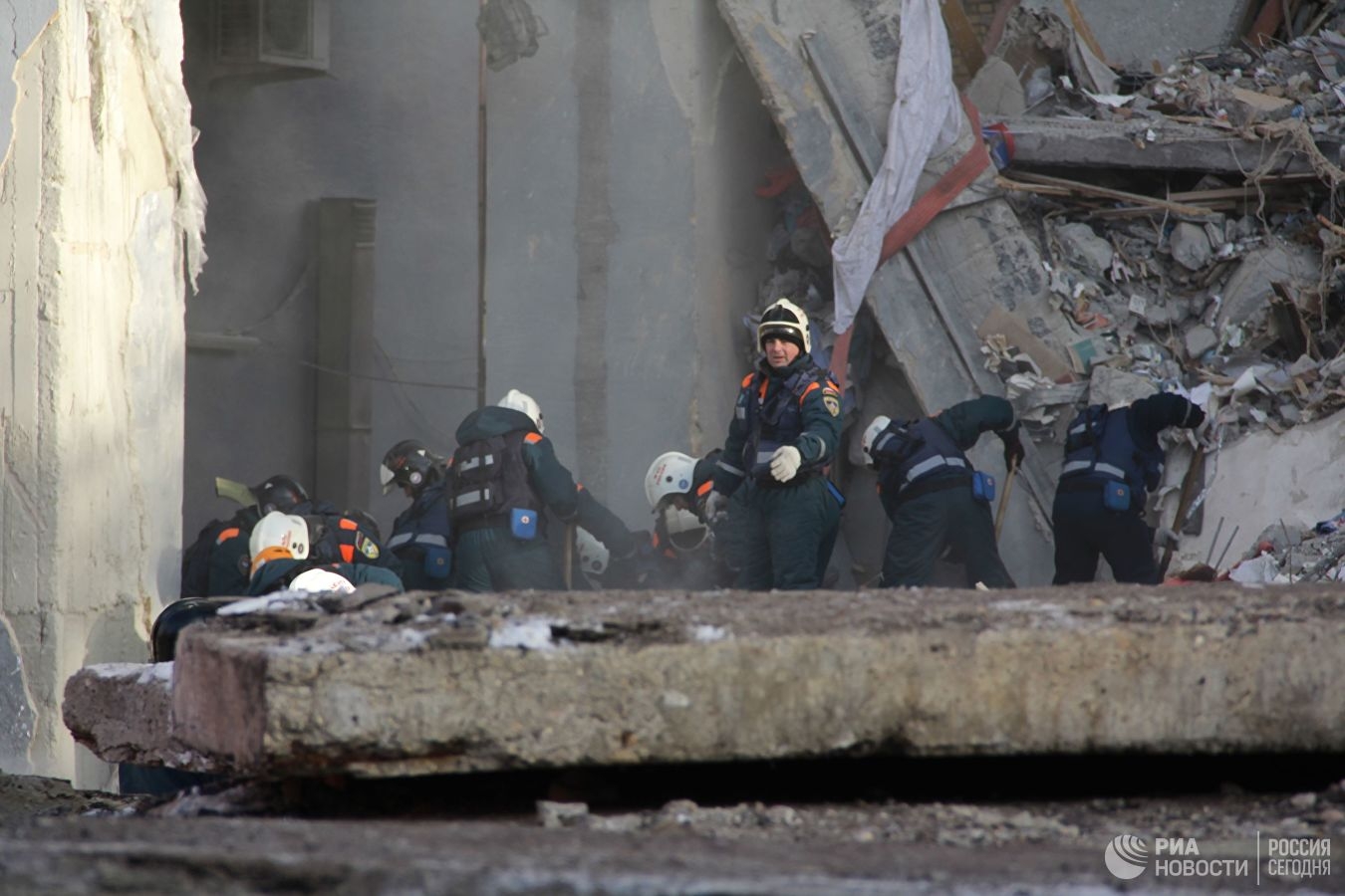 რუსეთის ქალაქ მაგნიტოგორსკის საცხოვრებელი კორპუსის ნანგრევებიდან 39 ადამიანის ცხედარი ამოიყვანეს