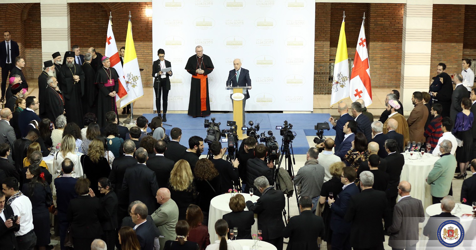 დავით ზალკალიანი წმინდა საყდრის სახელმწიფო მდივნის, კარდინალ პიეტრო პაროლინის საქართველოში ვიზიტთან დაკავშირებით გამართულ მიღებას დაესწრო