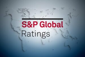 S&P Global Ratings-მა საქართველოს სუვერენული საკრედიტო რეიტინგი ”BB” დონეზე შეინარჩუნა, ხოლო ძლიერი მაკროეკონომიკური ფუნდამენტური ფაქტორებისა და მნიშვნელოვნად გაზრდილი რეზერვების ფონზე, პერსპექტივა „სტაბილურიდან“ „პოზიტიურამდე“ გააუმჯობესა